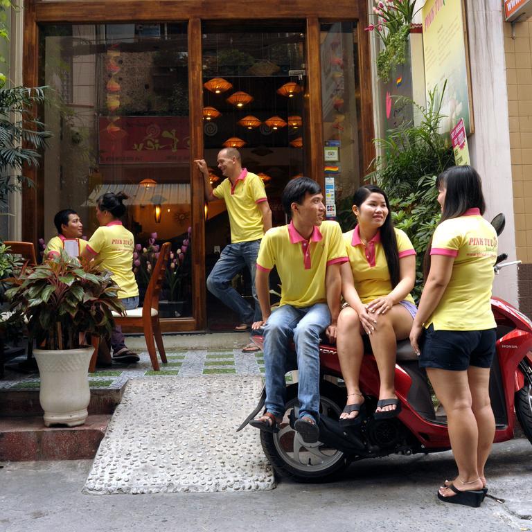 Pink Tulip Hotel Ho Chi Minh-stad Buitenkant foto
